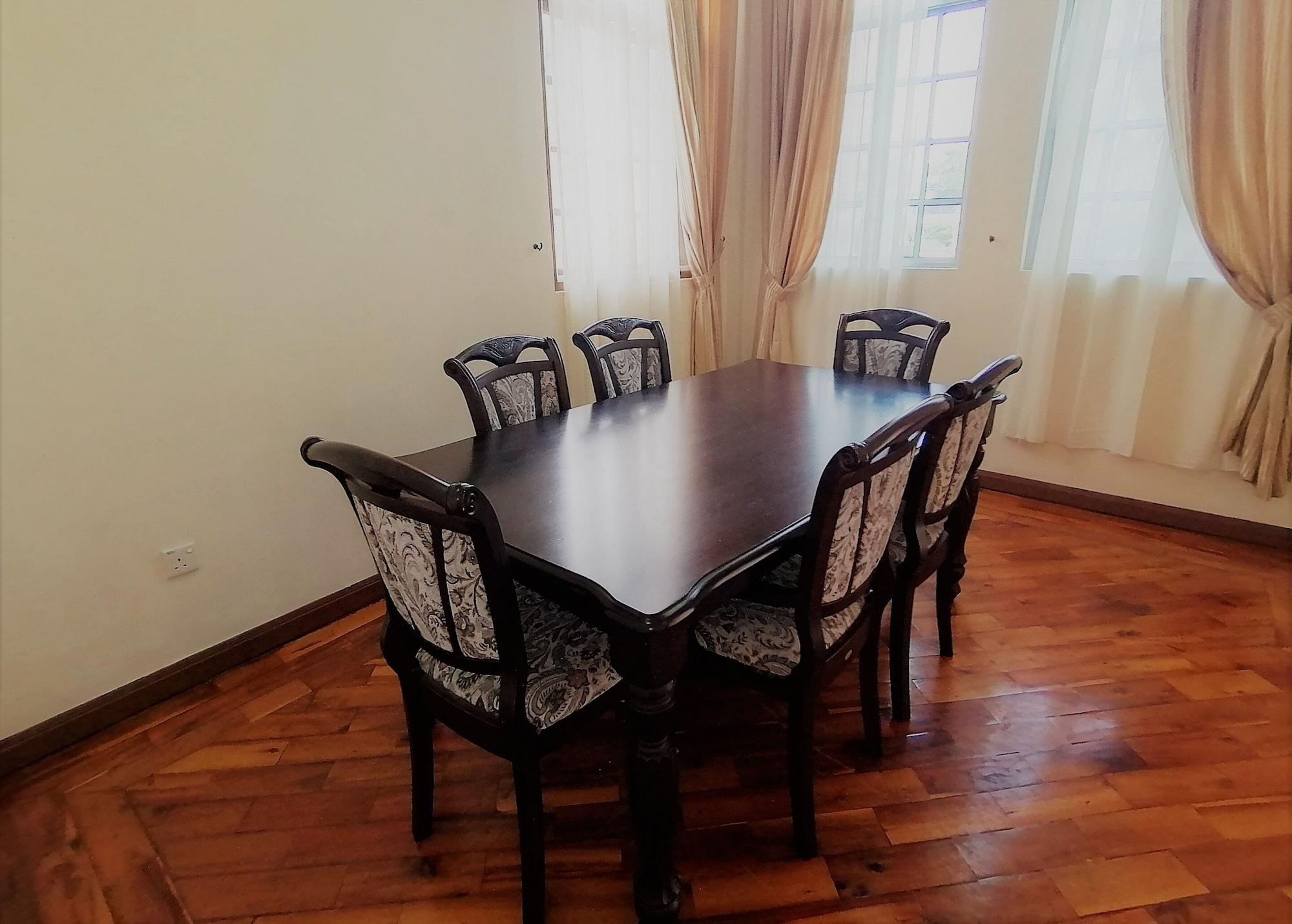 Tiara Labuan Hotel Ngoại thất bức ảnh