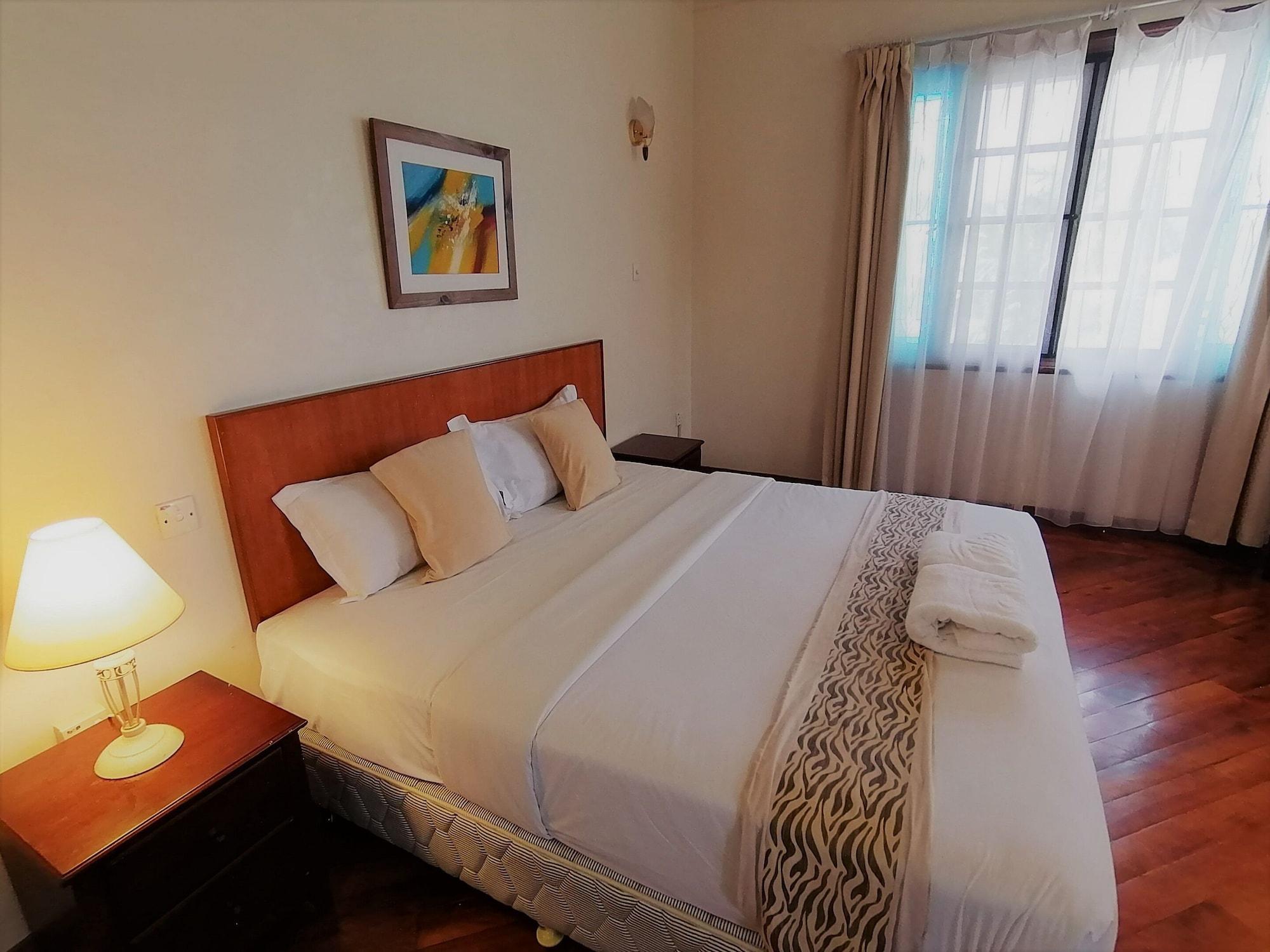 Tiara Labuan Hotel Ngoại thất bức ảnh