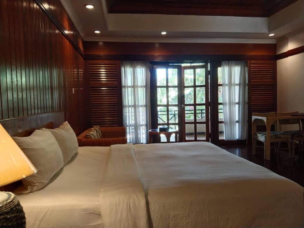 Tiara Labuan Hotel Ngoại thất bức ảnh